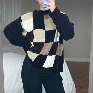 Vintage Black and Cream Checkered Sweater